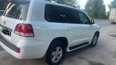 Toyota: Toyota Land Cruiser: 2009 г., 4.5 л, Автомат, Дизель, Внедорожник at lalafo.kg — 7 Toyota: Toyota Land Cruiser: 2009 г., 4.5 л, Автомат, Дизель, Внедорожник — 7
