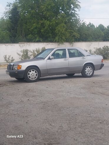 Mercedes-Benz: Mercedes-Benz 190: 1.8 l | 1991 il Sedan