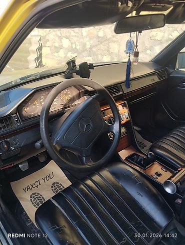 Mercedes-Benz: Mercedes-Benz 250: 2.5 l | 1993 il Sedan — 6