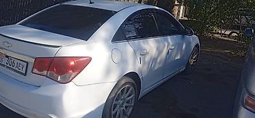 салон машины: Chevrolet Cruze: 2013 г., Автомат, Седан — 2
