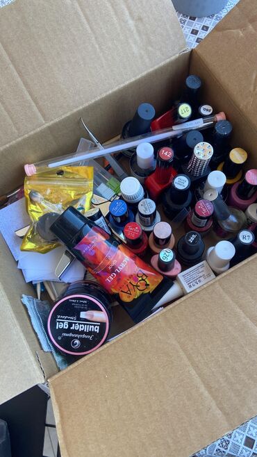 Kosmetika dəstləri: Kosmetik dəst, >10 məhsul — 1