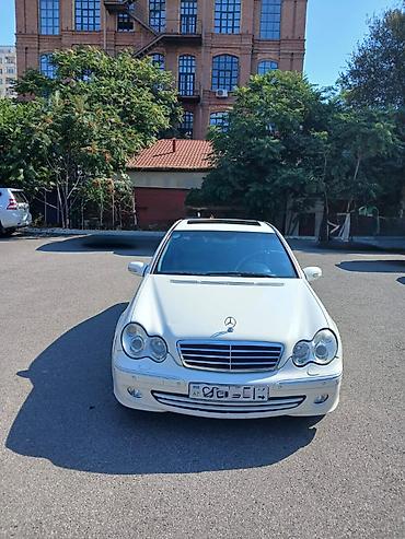 islenmis hyundai avtomobilleri satisi: Mercedes-Benz C 230: 2.3 l | 2005 il Sedan — 2