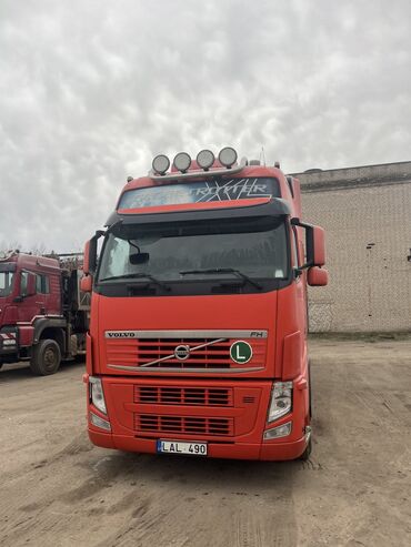 Тягачи: Тягач, Volvo — 1