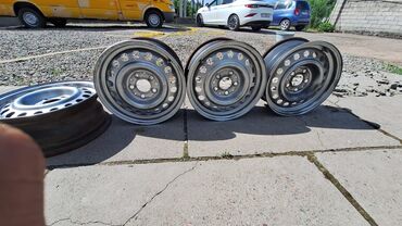 Диски: Железные Диски R 15 Mercedes-Benz, Комплект, отверстий - 5, Б/у