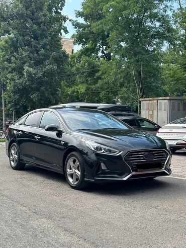 маленький машины: Hyundai Sonata: 2017 г., 2 л, Автомат, Газ, Седан