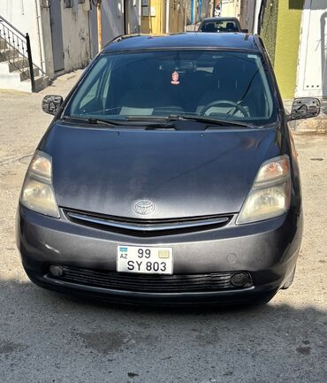 tayota prius: Təcili satılır.Kredıt deyilllllHeç bir problemi yoxdur.İl 2009