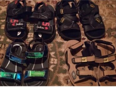 Kurtkalar: Uwag paltarlari temiz yuyulub balaca olduğuna gore satilir 1 manata — 9