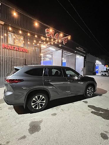 2107 салон: Toyota Highlander: 2021 г., 2.5 л, Автомат, Гибрид, Кроссовер — 8