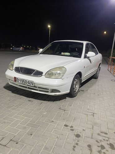 метиз 1: Daewoo Nubira: 2002 г., 1.5 л, Автомат, Бензин, Седан