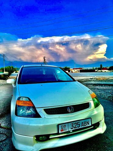 Honda: Honda Stream: 2001 г., 2 л, Автомат, Бензин, Универсал