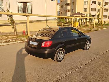 volkswagen passat 1: Kia Rio: 1.4 л | 2008 г. Седан — 3