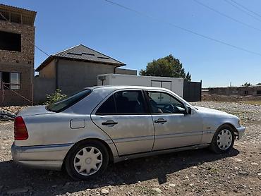 решетка g30: Mercedes-Benz C-Class: 1994 г., 2 л, Автомат, Бензин, Седан — 3