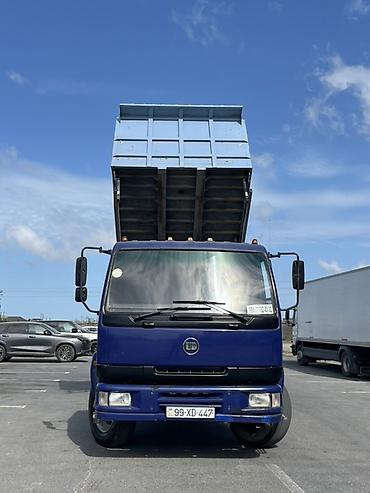 Yük maşınları: Nissan Diesel seriyası, 2005 il, motor 4.7 l, Samosval, İşlənmiş — 3