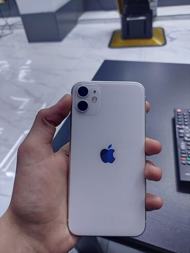 ikinci el telefon 11: IPhone 11, 64 ГБ, Белый, Face ID