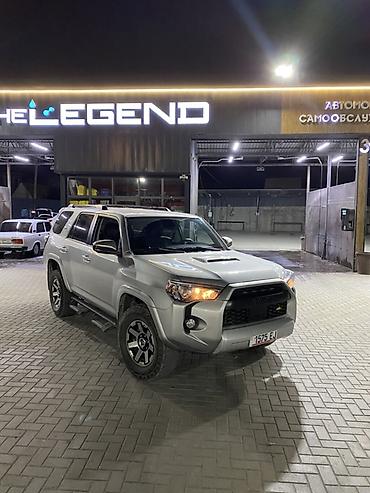 off roud: Toyota 4Runner: 2019 г., 4 л, Автомат, Бензин, Внедорожник — 1