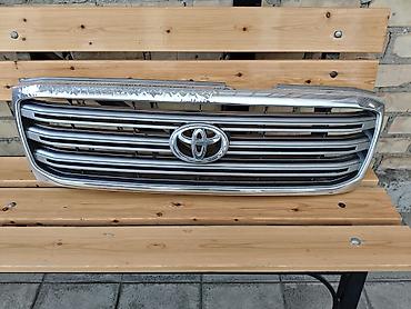 100: Решетка радиатора Toyota Б/у — 1