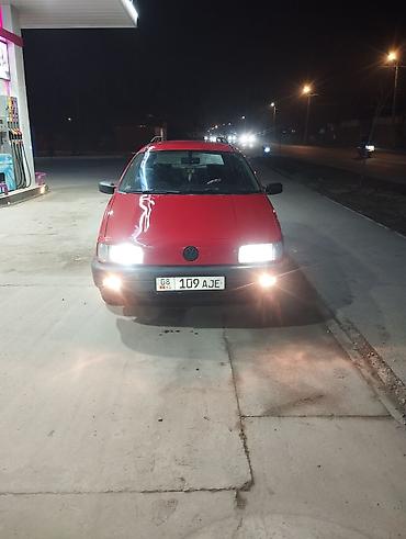 Volkswagen: Volkswagen Passat Variant: 1993 г., 1.8 л, Механика, Бензин, Универсал — 1