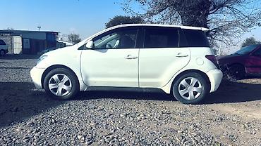 стекло тойота ист: Toyota Ist: 2003 г., 1.3 л, Автомат, Бензин, Хэтчбэк — 4