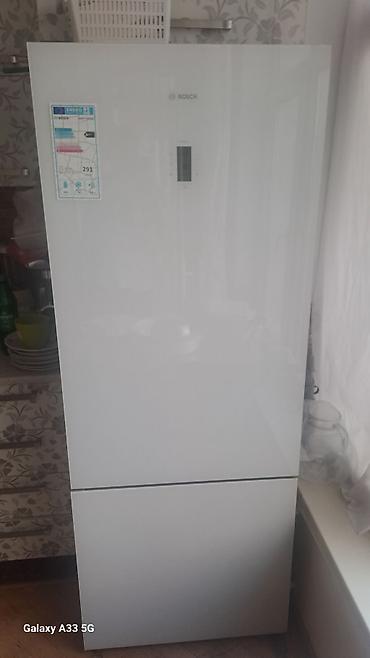 Soyuducular: Bosch ikiqapılı soyuducu (aşağıda dondurucu), ağ şüşə ön panel ilə — 2