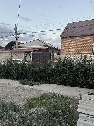 Продажа коттеджей и домов: Собственник!!! Продаю дом в ж/м Ак-Ордо2 по улице Сары-Жаз, Вверх от — 4