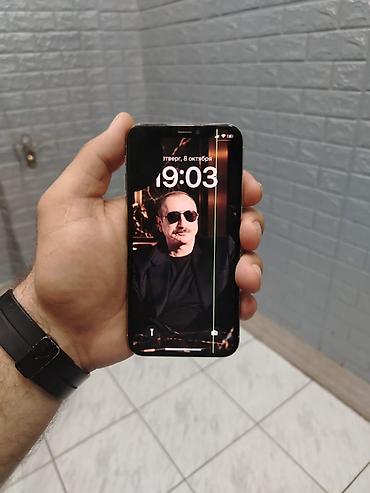 lalafo iphone 16 pro: IPhone X, Gümüşü, Qırıq — 2
