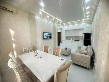 Uzunmüddətli kirayə mənzillər: 28 May metrosunun 2-ci çıxışında, yeni tikili, 17 mərtəbəli binanın — 1