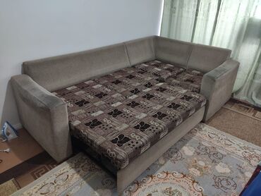 Диваны: Sofa-bed, цвет - Коричневый, Б/у