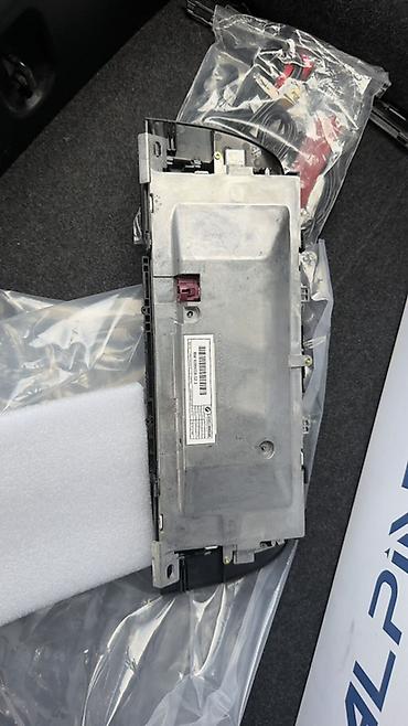 BMW F10 orijinal monitor