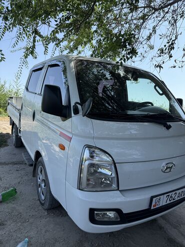 шипованные шины: Hyundai Porter: 2020 г., 2.5 л, Механика, Дизель