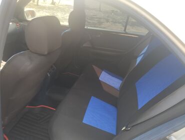 Mercedes-Benz: Mercedes-Benz E-Class: 2.2 l | 1998 il Sedan — 11