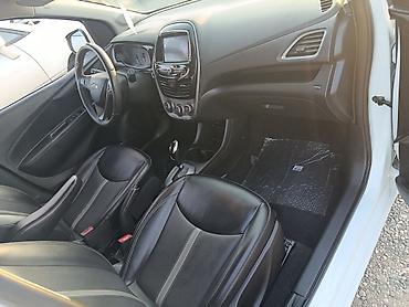 Chevrolet Spark: 2020 г., 0.1 л, Автомат, Бензин, Хэтчбэк — 9