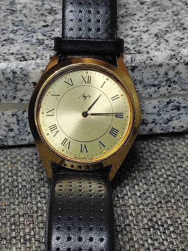 антикварные часы купить: Часы ЛУЧ позолоченный корпус. 
Производство СССР
Рабочие