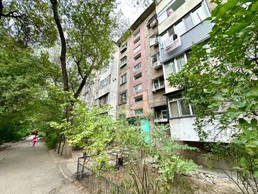 центральная мечеть: 2 комнаты, 43 м², 104 серия, 2 этаж, Старый ремонт