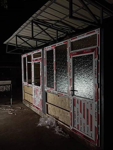 цена алюминиевые окна: Пластиковое окно на заказ, Тип окна: Панорамные, Стандартные, Балконные, Декоративные особенности: Фрамуга, Бесплатная установка, Без рассрочки — 6