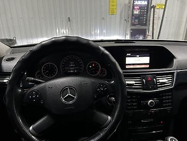 2 8: Mercedes-Benz E-Class: 2009 г., 1.8 л, Автомат, Бензин, Седан — 6