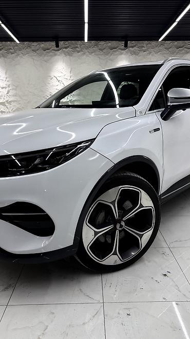 wuling mini ev: BYD : 2021 г., 2 л, Робот, Бензин, Кроссовер — 3