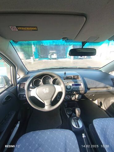 автомобиль хонда: Honda Fit: 2006 г., 1.5 л, Автомат, Бензин, Хетчбек