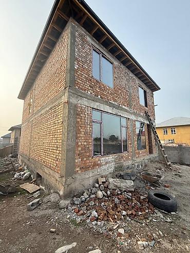 Продажа коттеджей и домов: 📍 ул. Аруун 🔘6-комнатный 🔘Этажи 3 🔘264м² Продается 3-этажный дом — 4