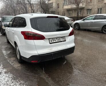 Ford: Ford Focus: 2013 г., 1.6 л, Механика, Газ, Универсал