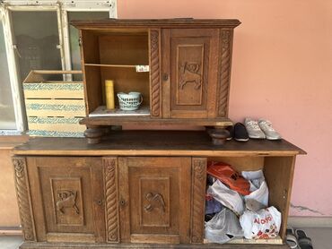 Divan və masa dəstləri: Açılan, 3 qapılı Düz dolab, Bufet