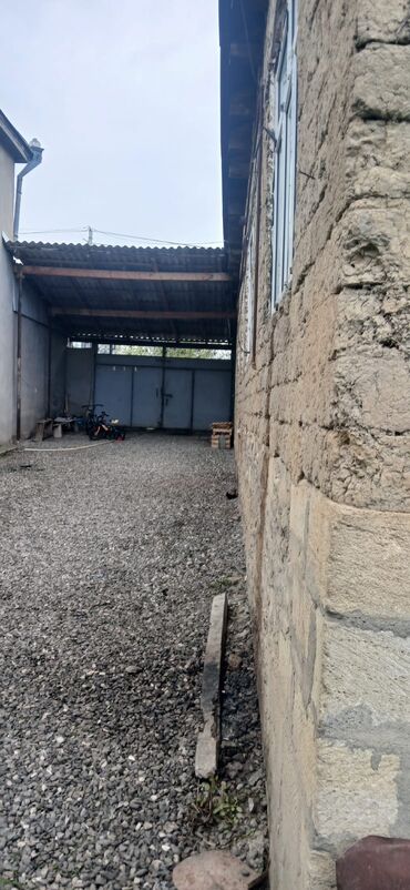 Həyət evləri və villaların satışı: Satış üçün həyət evi - Tikili: kərpic/daş konstruksiyalı təkmərtəbəli — 2