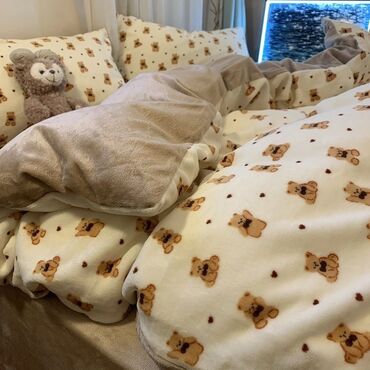 одеяло подушки: Продаю постельное белье, одеяла подушки, пледы банные халаты и