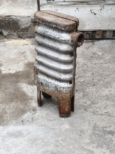 ev qizdiricilar: Seksiyalı Radiator Çuqun