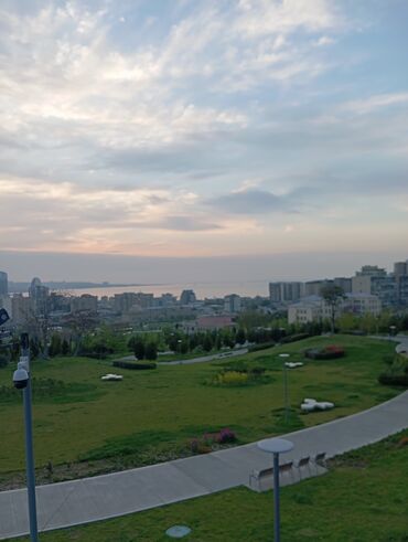 Uzunmüddətli kirayə mənzillər: Сдаётся уютная мансарда возле метро Эльмляр Академиясы Сдаётся — 20