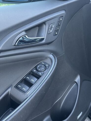 Chevrolet: Chevrolet Malibu: 2019 г., 2 л, Автомат, Бензин, Седан at lalafo.kg — 8 Chevrolet: Chevrolet Malibu: 2019 г., 2 л, Автомат, Бензин, Седан — 8