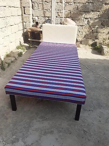 2ci el carpayi: Kravat taza — 1