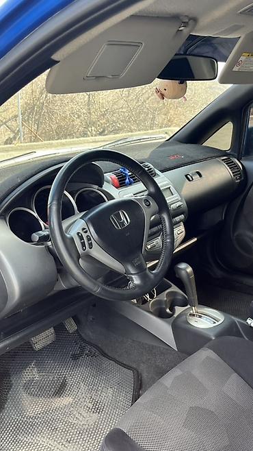 Honda: Honda Fit: 2007 г., 1.4 л, Вариатор, Бензин, Хэтчбэк — 7