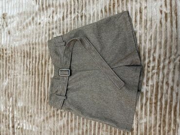 Şortlar: Qadın şort(mini) – boz/qəhvəyi tonlarda(az geyinilmiş) YALNIZ