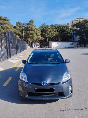 Toyota Prius: 1.8 l | 2009 il Sedan