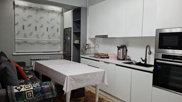 сдаю дом на длительный срок рядом просп жибек жолу бишкек: 2 комнаты, Собственник, Без подселения, С мебелью полностью